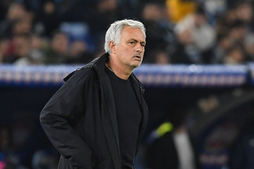 Mourinho tiết lộ bến đỗ mới khi chia tay AS Roma