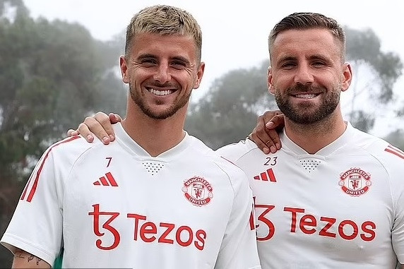 MU đón Luke Shaw trở lại, Lisandro Martinez cũng có mặt ở Carrington