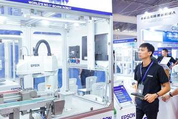 Nhiều tập đoàn bán dẫn đến Việt Nam đẩy nhu cầu robot thông minh tăng 2-3 lần
