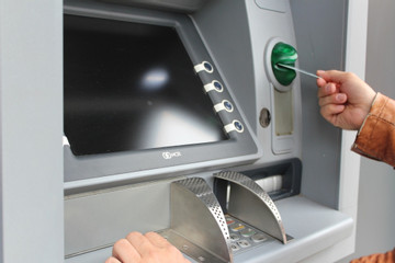 Vĩnh Phúc đẩy mạnh phát triển dịch vụ thẻ ATM tại vùng nông thôn