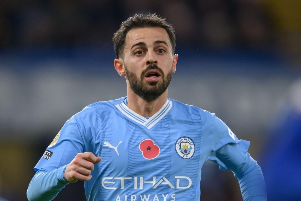 Bernardo Silva tiết lộ đề nghị béo bở rời Man City hè 2023