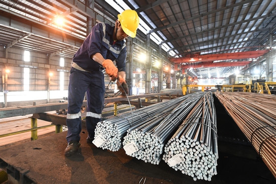 Giá thép trong nước bật tăng từ đáy 3 năm