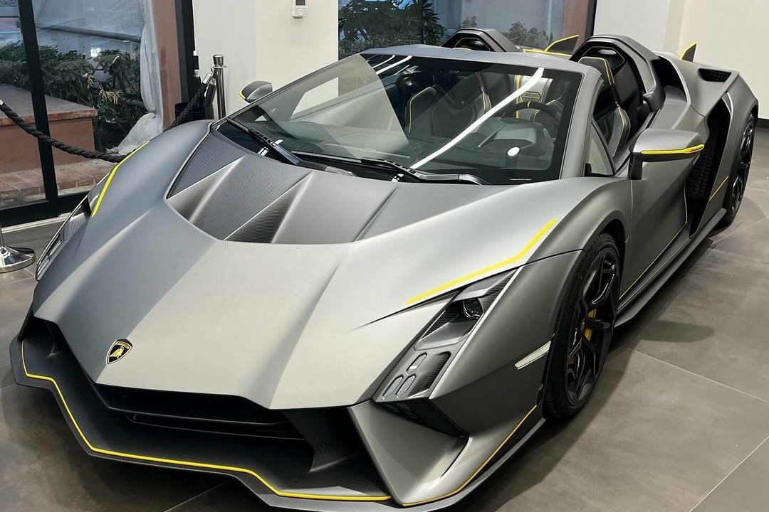 Lamborghini Autentica độc nhất thế giới xuất hiện, giá hơn 1 triệu USD