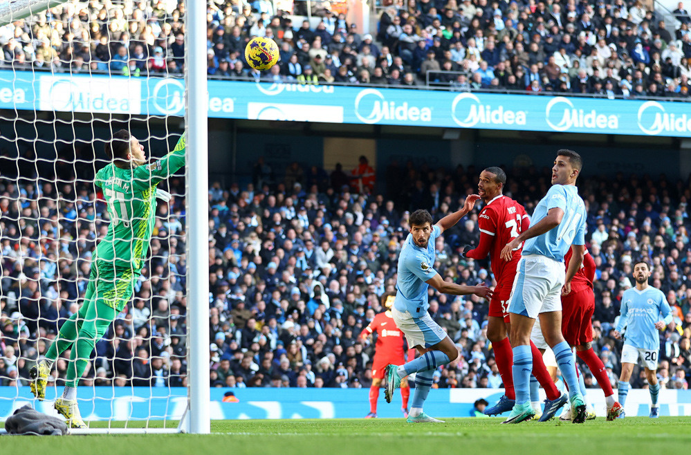 2023 11 25t124916z 186830432 up1ejbp0zm24l rtrmadp 3 soccer england mci liv report.jpg