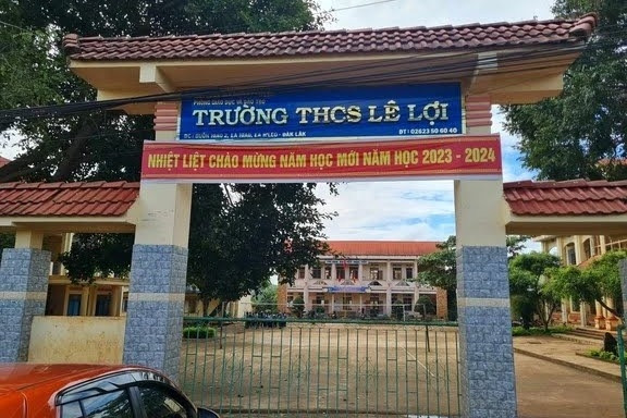 Cô giáo thừa nhận mắng học sinh “không có não”