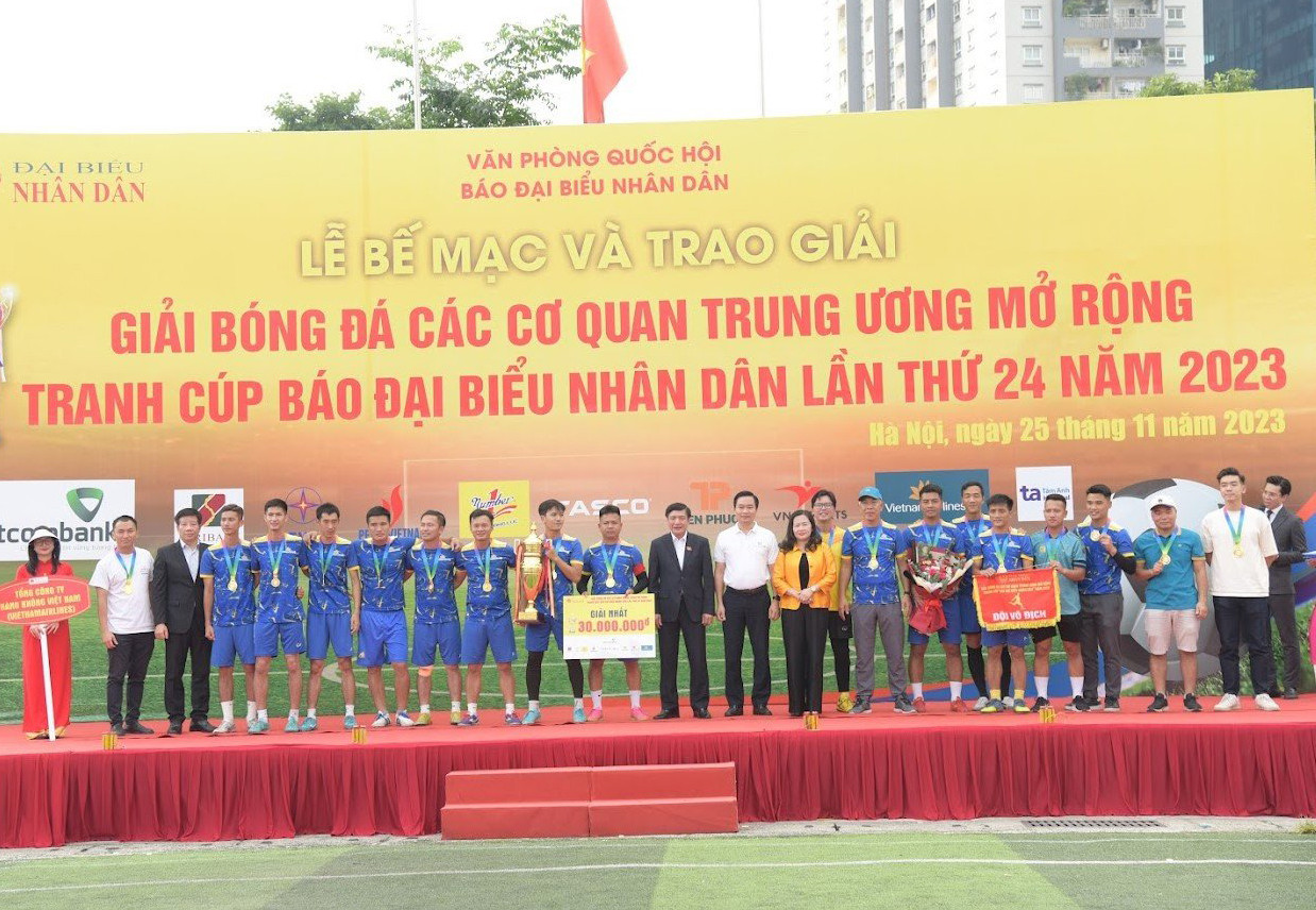 giai dai bieu nhan dan 1.jpg