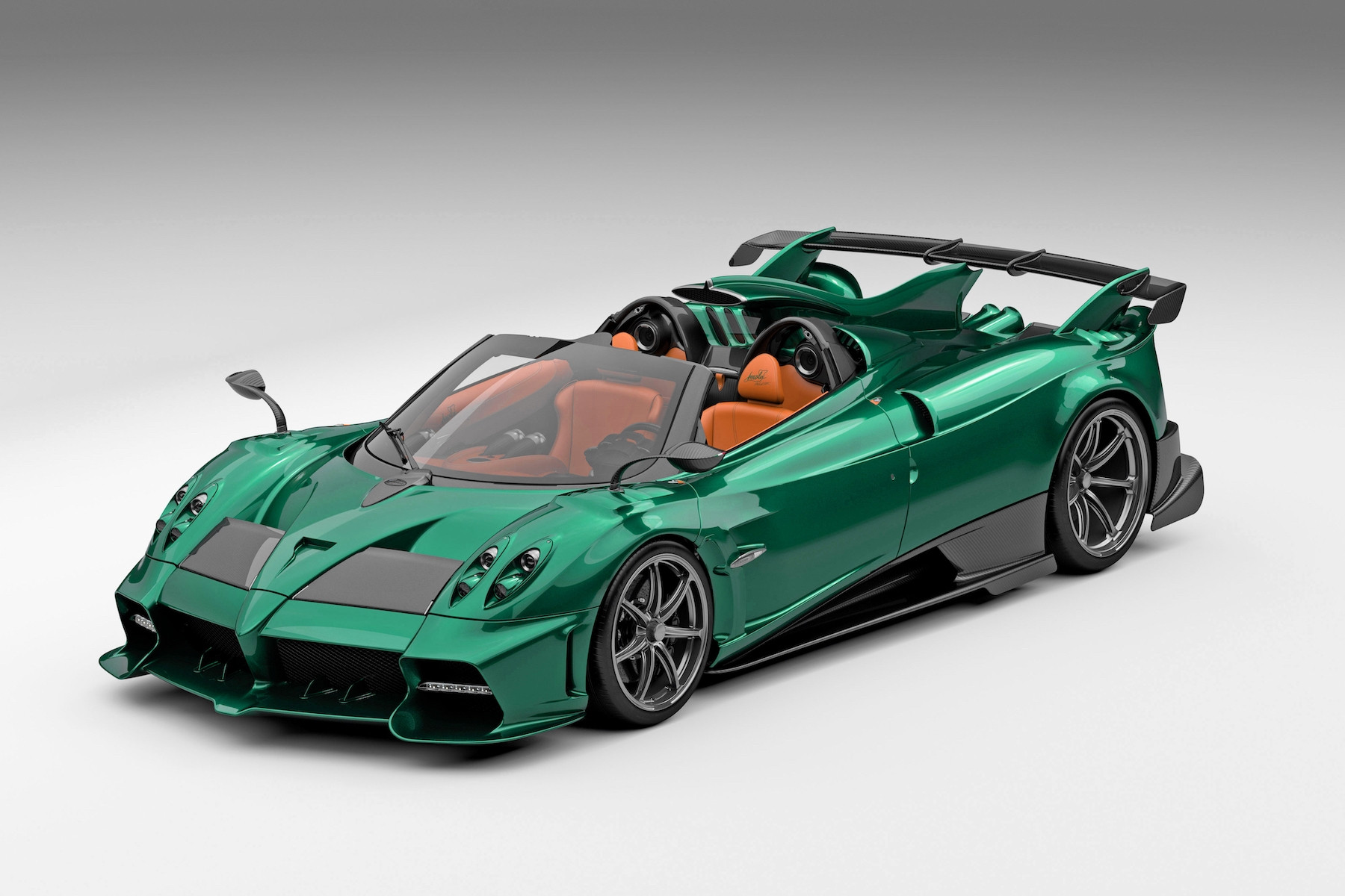 Siêu xe mui trần Pagani Imola Roadster ra mắt, giới hạn 8 chiếc toàn cầu