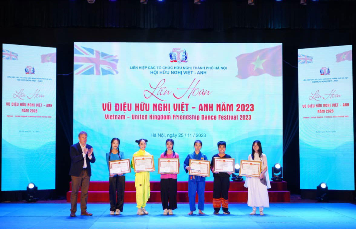 404986718 832358392232088 8026137430036272661 n.jpg