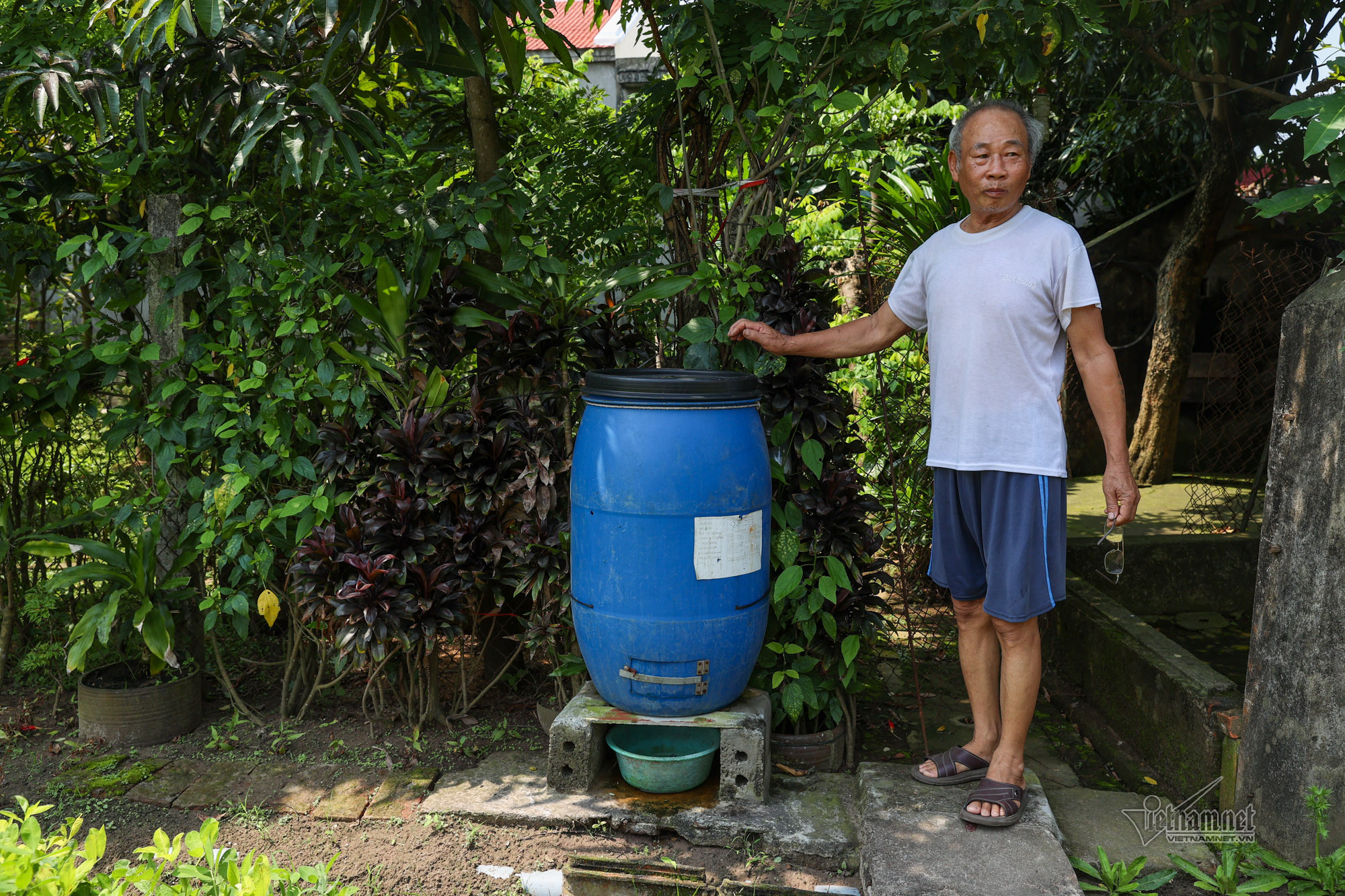 htx thinh thang 4006.jpg