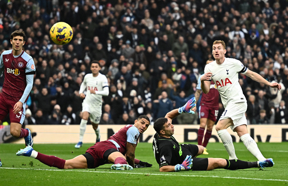 Tottenham Aston Villa.jpg