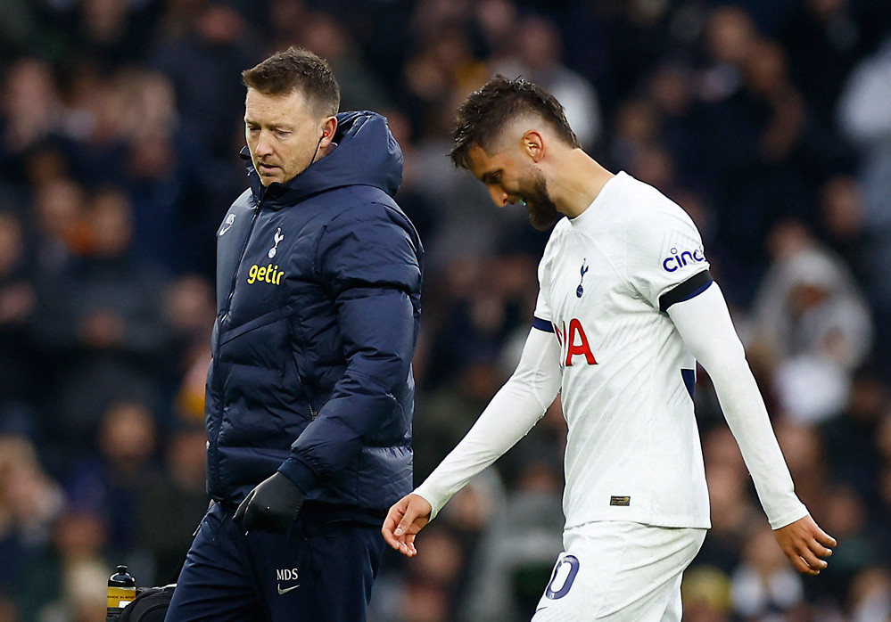 Tottenham Aston Villa.jpg