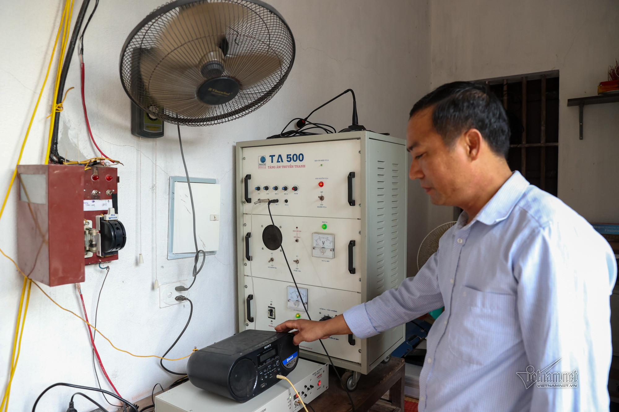 tram phat thanh 4991.jpg