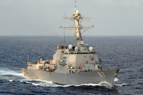 Hải quân Mỹ giải cứu thành công tàu chở hàng bị tấn công ở Trung Đông