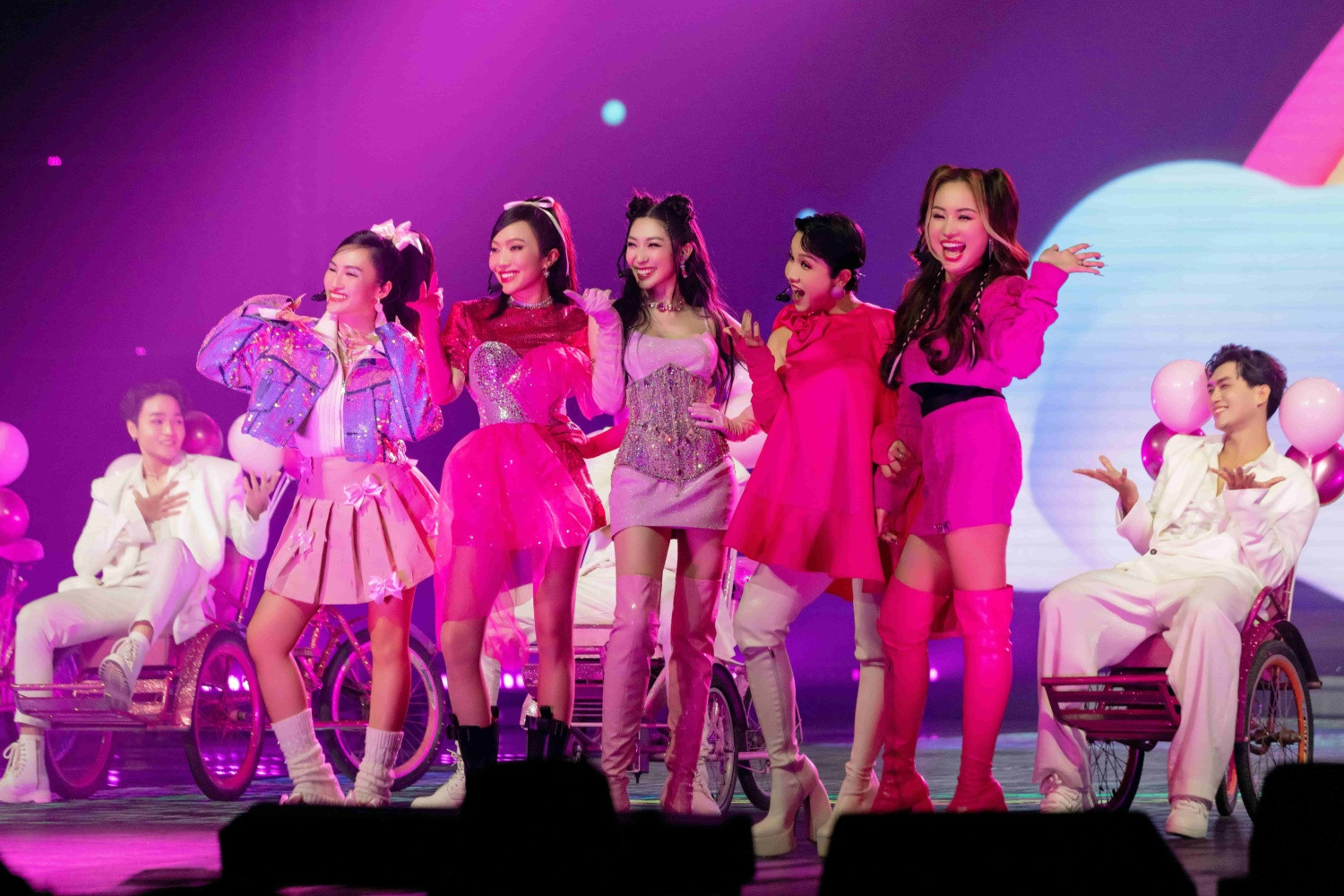 mixcollage 26 nov 2023 09 08 pm 9163.jpg