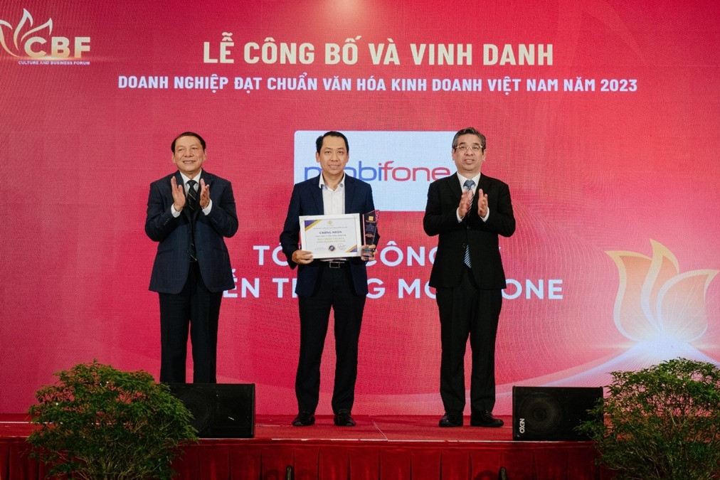 MobiFone - doanh nghiệp đạt chuẩn văn hóa kinh doanh Việt Nam 2023