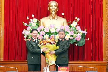 Thiếu tướng Vũ Hồng Văn đến công tác tại Cơ quan Ủy ban Kiểm tra Trung ương