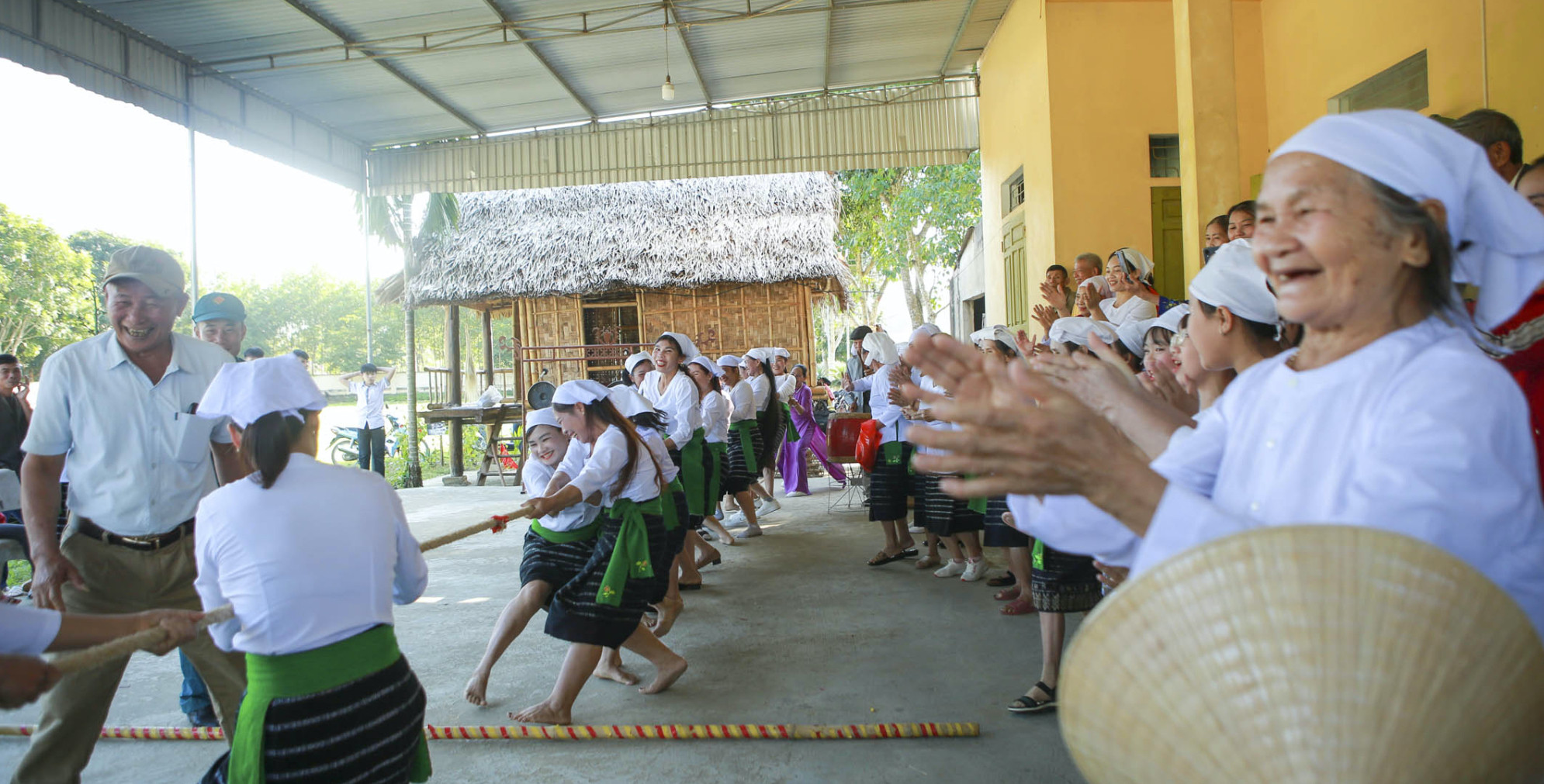 dai doan ket dan toc 25 12102591.jpeg