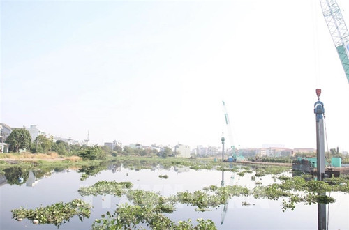 HCM City speeds up relocation of houses along canals