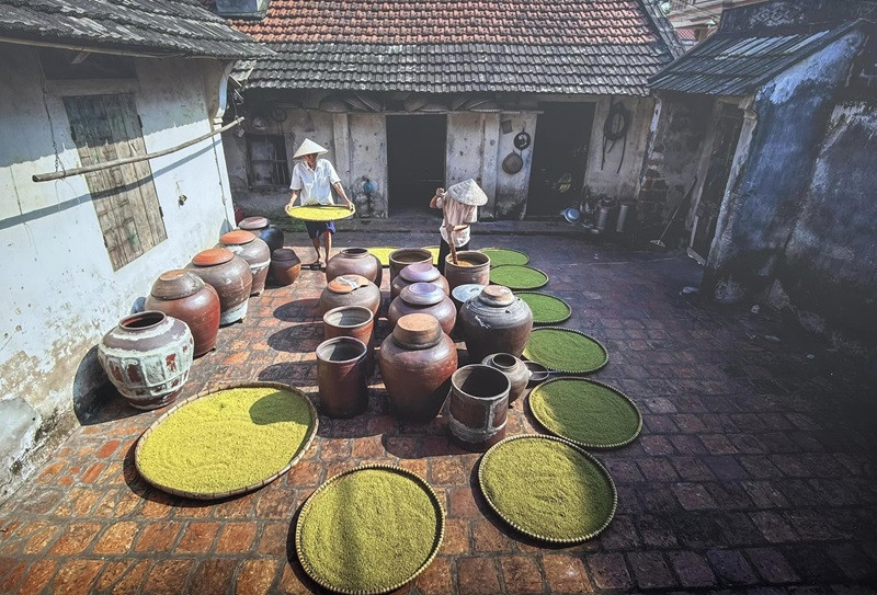 lam tuong by tuong nguyen.jpg