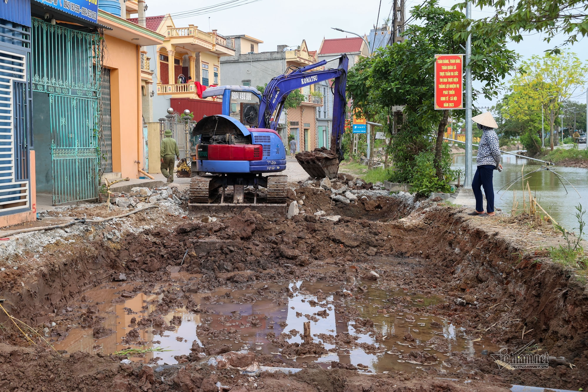 Phát triển kết cấu hạ tầng xây dựng nông thôn mới nâng cao, kiểu mẫu ở Nam Định