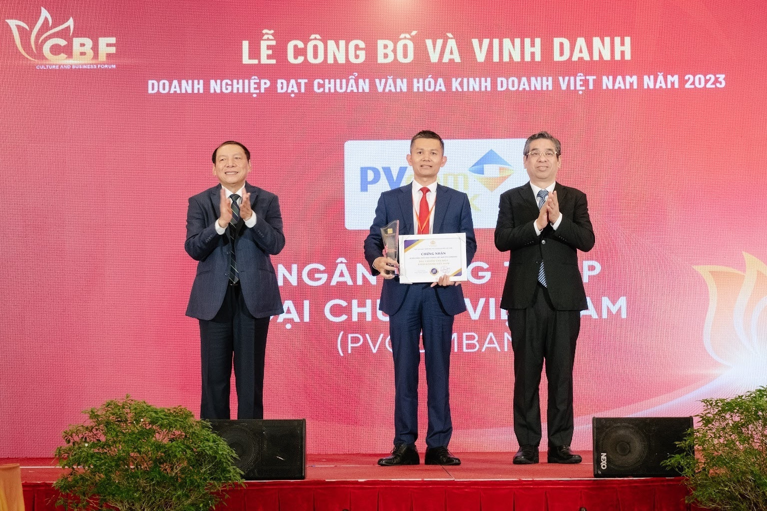 PVcomBank - Doanh nghiệp đạt chuẩn văn hóa kinh doanh Việt Nam