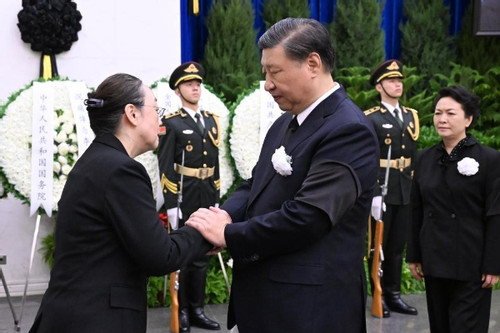 Chủ tịch Tập Cận Bình đưa tiễn cố Thủ tướng Lý Khắc Cường
