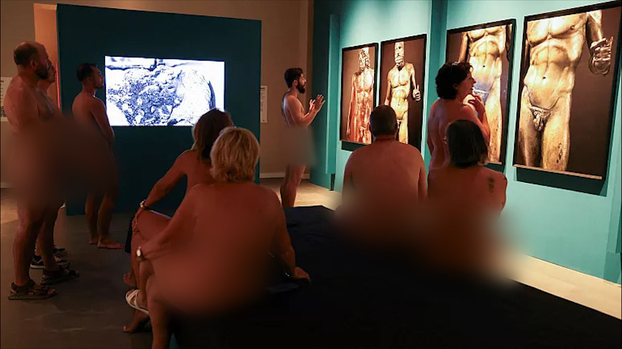 usa trip tap 4 room tour the plaza hotel new york00 50 38 18still129.jpg