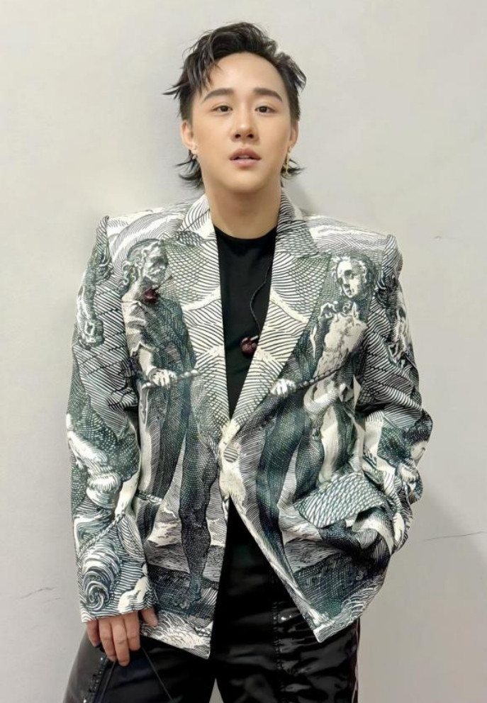 batch ddtin sao viet 30 11 50 ngoisaovn w1276 h2048.jpg