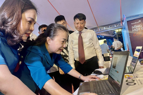 Thương mại điện tử ‘chắp cánh’ đưa sản phẩm OCOP Quảng Ninh vươn xa