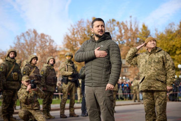 Ông Zelensky bất ngờ thay chỉ huy lực lượng đặc nhiệm Ukraine