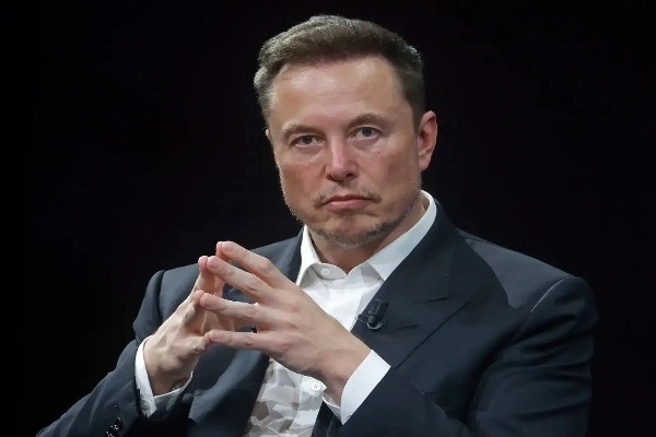 Elon Musk: AI sẽ 'cướp' phần lớn công việc, con người chỉ còn đi làm vì ‘đam mê’