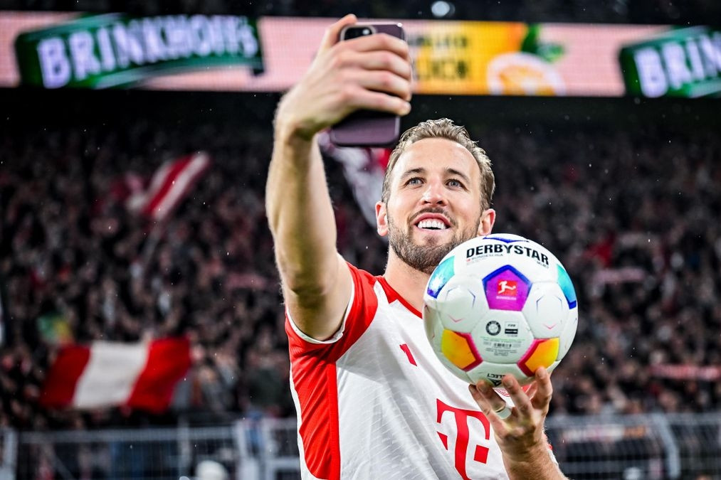 Harry Kane lập thành tích chưa từng có ở Bundesliga