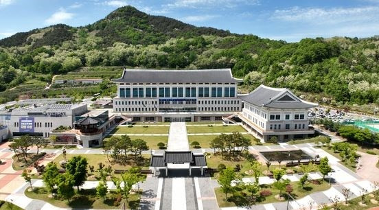 korean high schools enroll vietnamese students picture 1