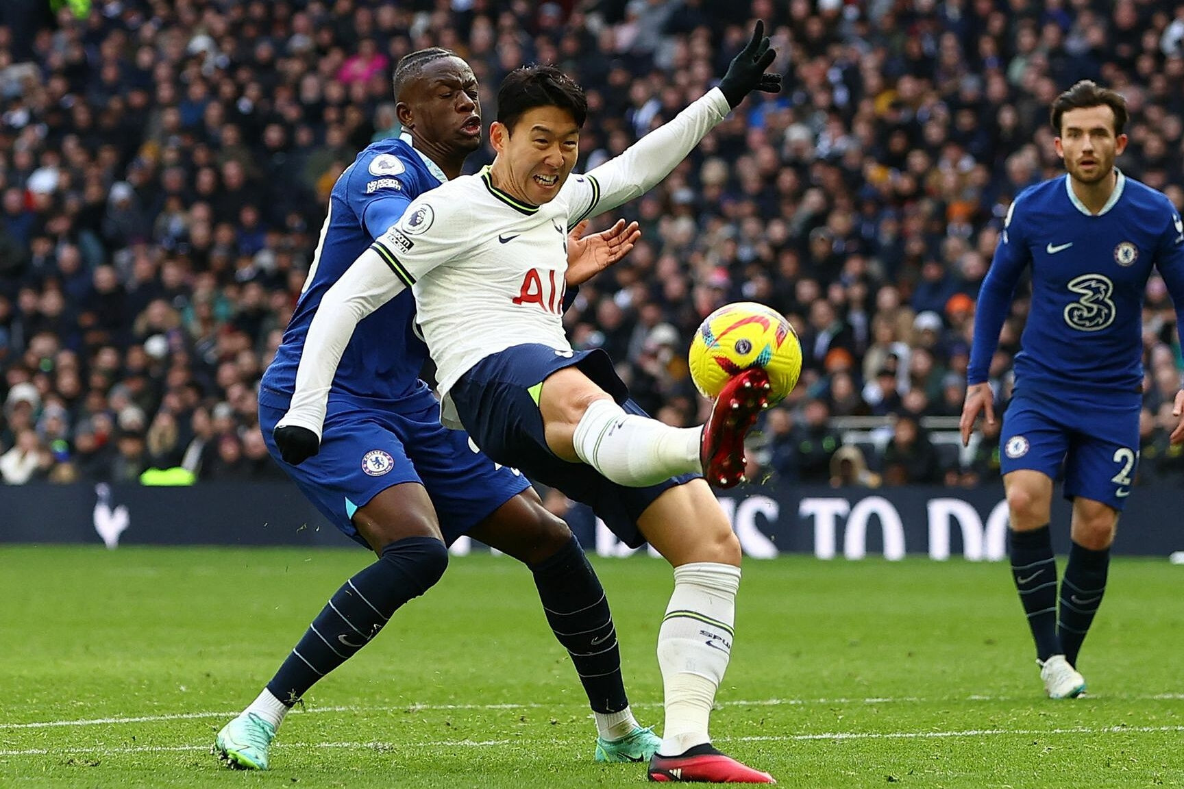 Lịch thi đấu bóng đá hôm nay 6/11/2023: Tottenham tiếp đón Chelsea