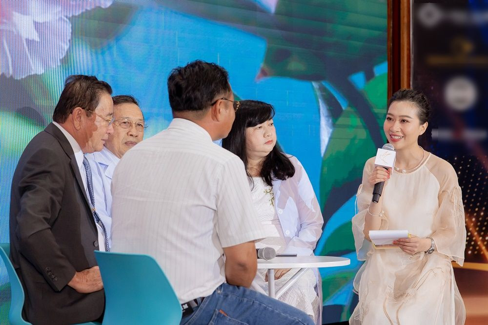 theo doi chung ket en vang umc cong dong hieu them ve cong viec cua nguoi lam nganh y 2 censored.jpg