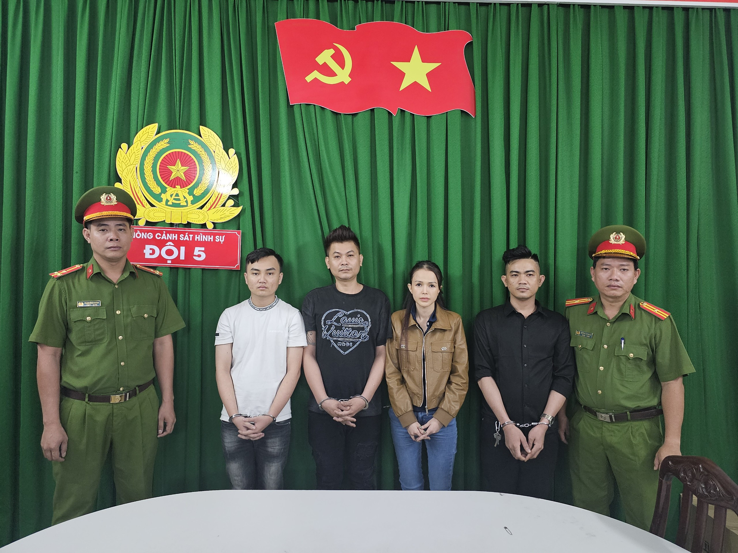 z4851930480790 8d03f1584fc382681e90a0efd31097bc.jpg