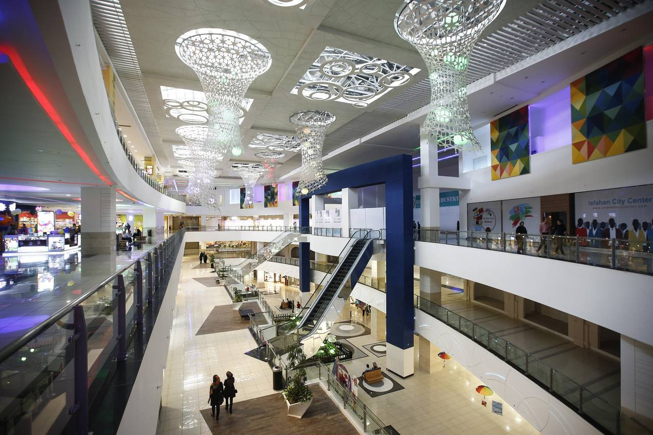Lạc lối trong trung tâm mua sắm lớn nhất thế giới