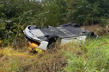 Gây tai nạn chết người tại Mỹ, tài xế Porsche 911 bỏ trốn về Trung Quốc