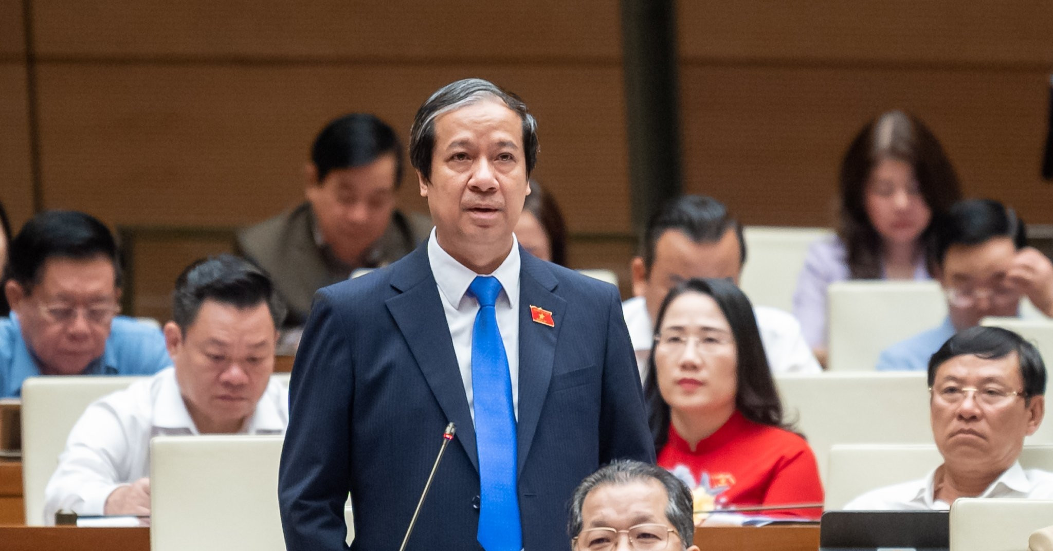 Bộ trưởng Giáo dục lý giải việc chưa bỏ kỳ thi tốt nghiệp THPT