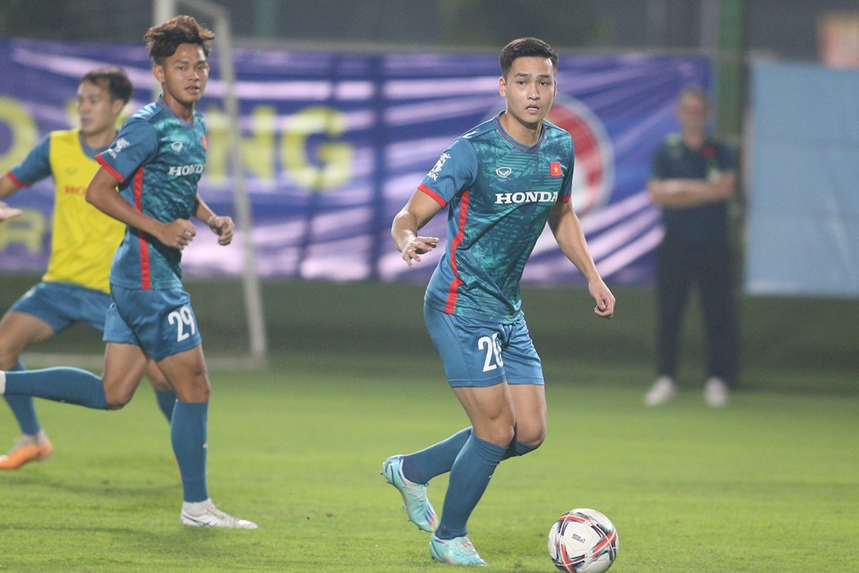 Bùi Hoàng Việt Anh và tuyển Việt Nam sẵn sàng lấy 3 điểm trước Philippines