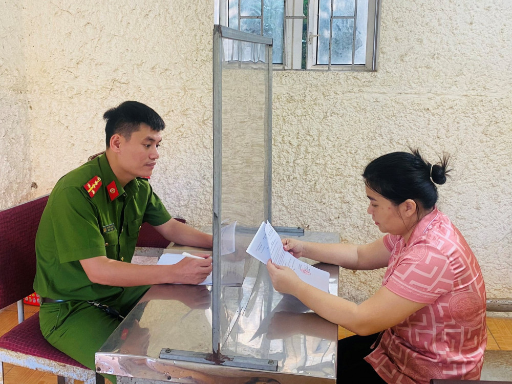 cqdt lam viec voi doi tuong.jpg