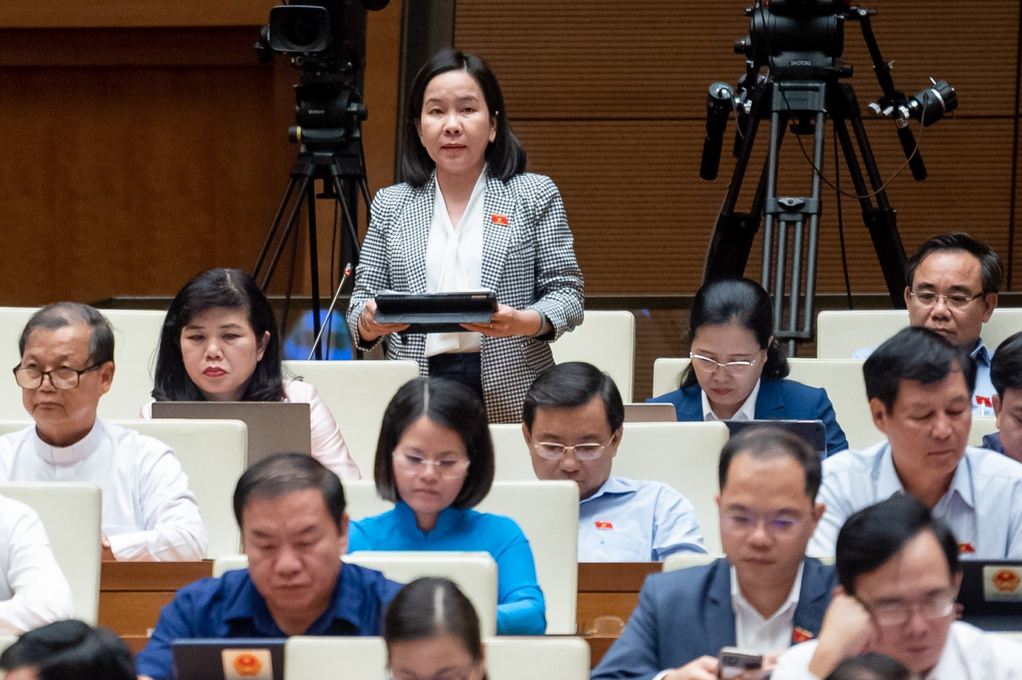 View - Xử lý thông tin sai sự thật, tin nhắn rác đã có chuyển biến tích cực