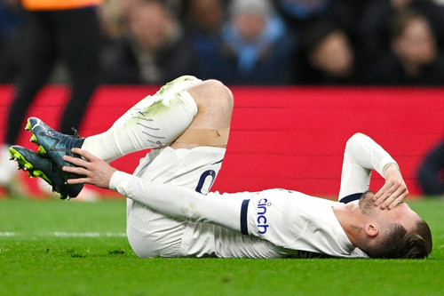 Tottenham tổn thất nặng sau thảm bại Chelsea