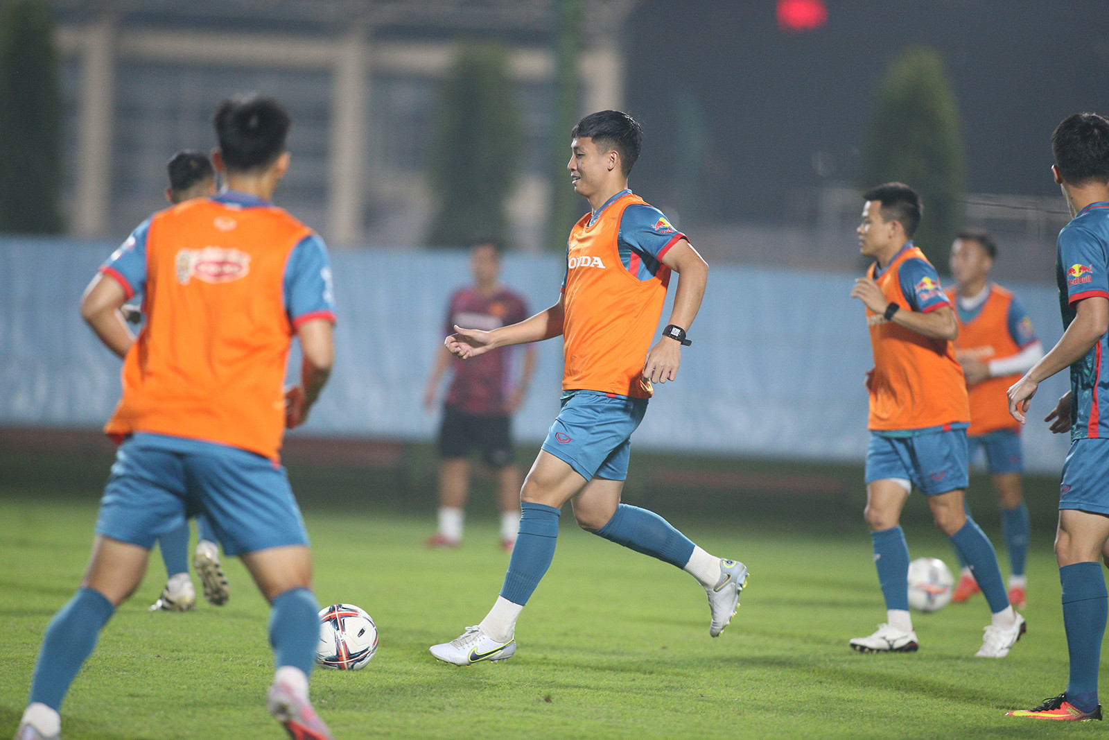 tuyen viet nam 1.jpg