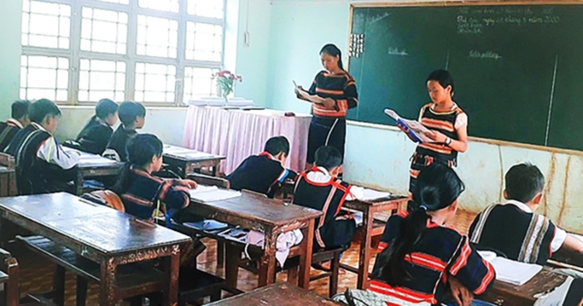 boi duong tieng dan toc thieu so.jpg