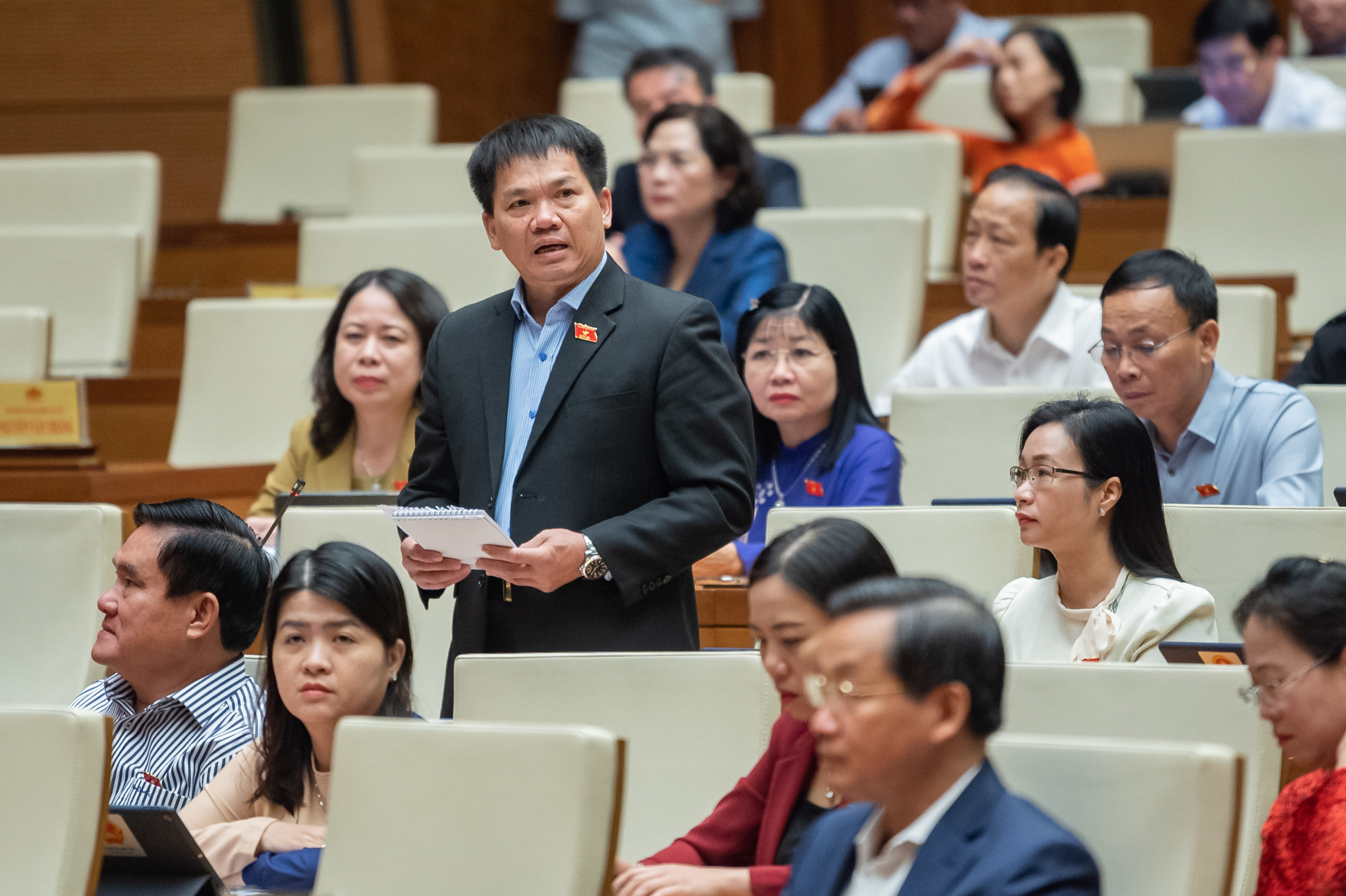 View - Xử lý thông tin sai sự thật, tin nhắn rác đã có chuyển biến tích cực