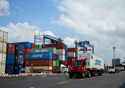 Vietnam cashes in on FTAs to boost exports: Minister