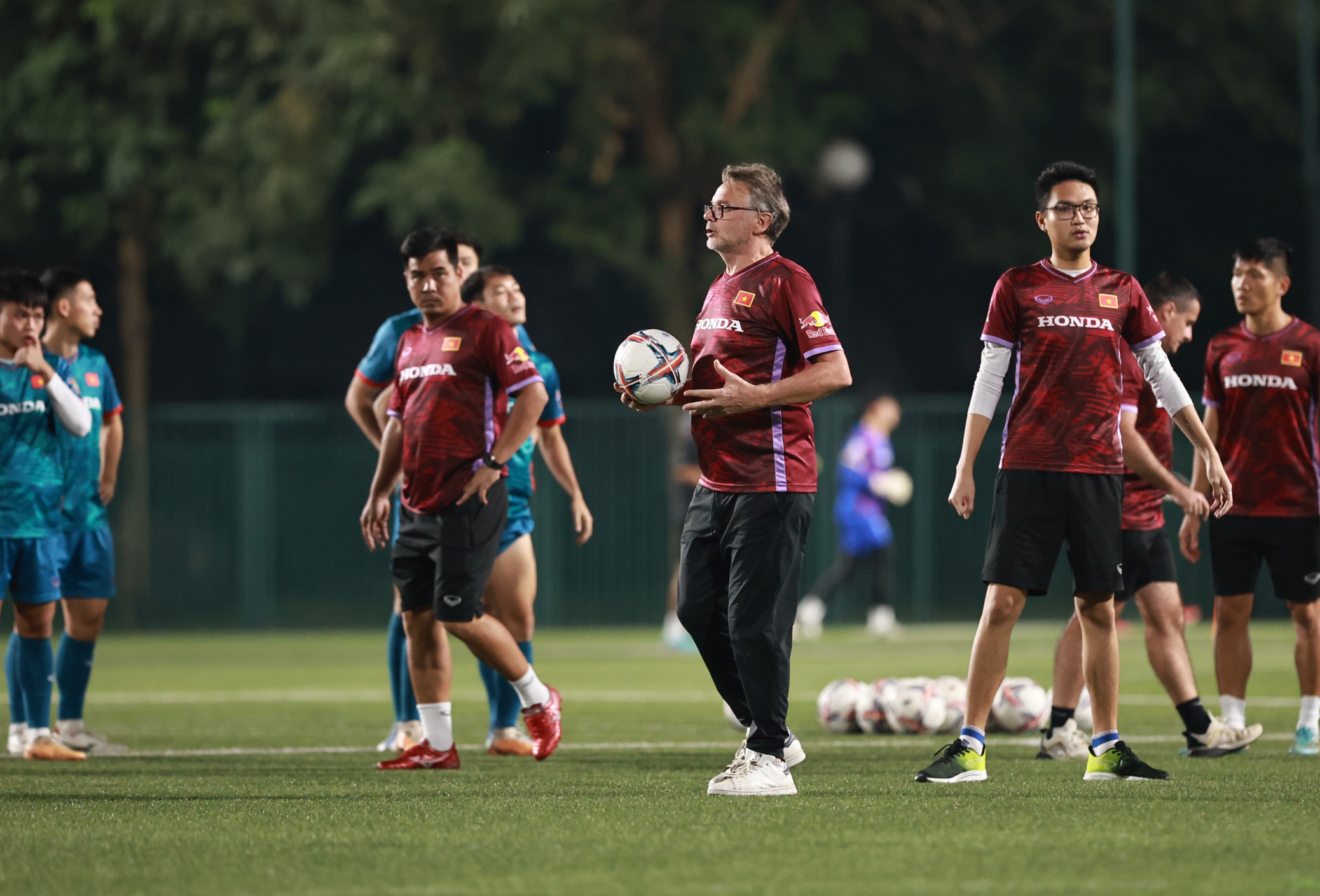 hlv philippe troussier 2.jpg