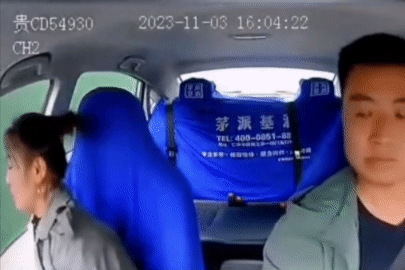 Nữ hành khách nhảy ra khỏi taxi vì cãi nhau với tài xế