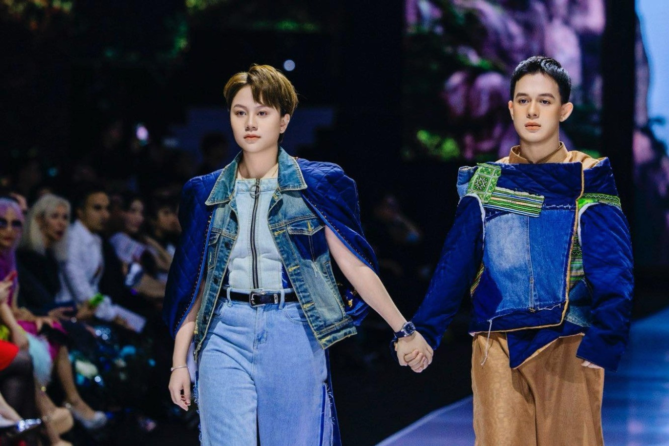 Quang Anh và Bảo Hân nắm tay tình tứ, Thanh Lam diễn xuất thần trên sàn catwalk